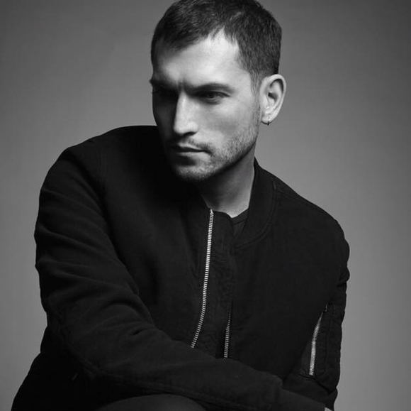 Meet your Posher, Joshua - Picture 1 of 1